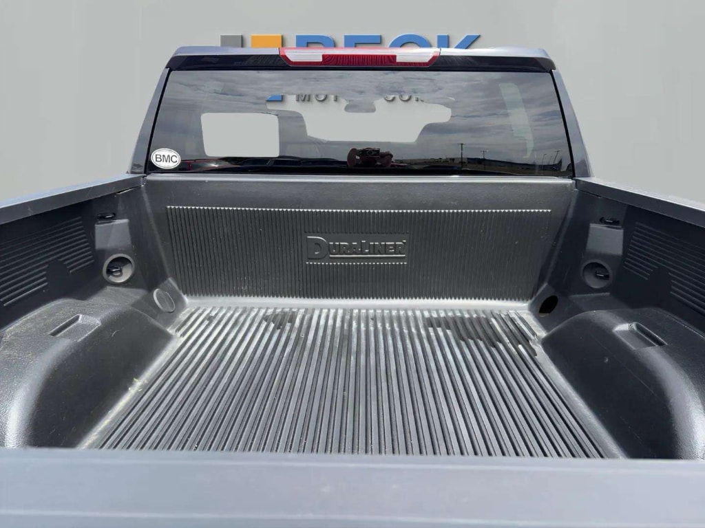 2026 GMC Sierra 1500 SLT - Photo 8