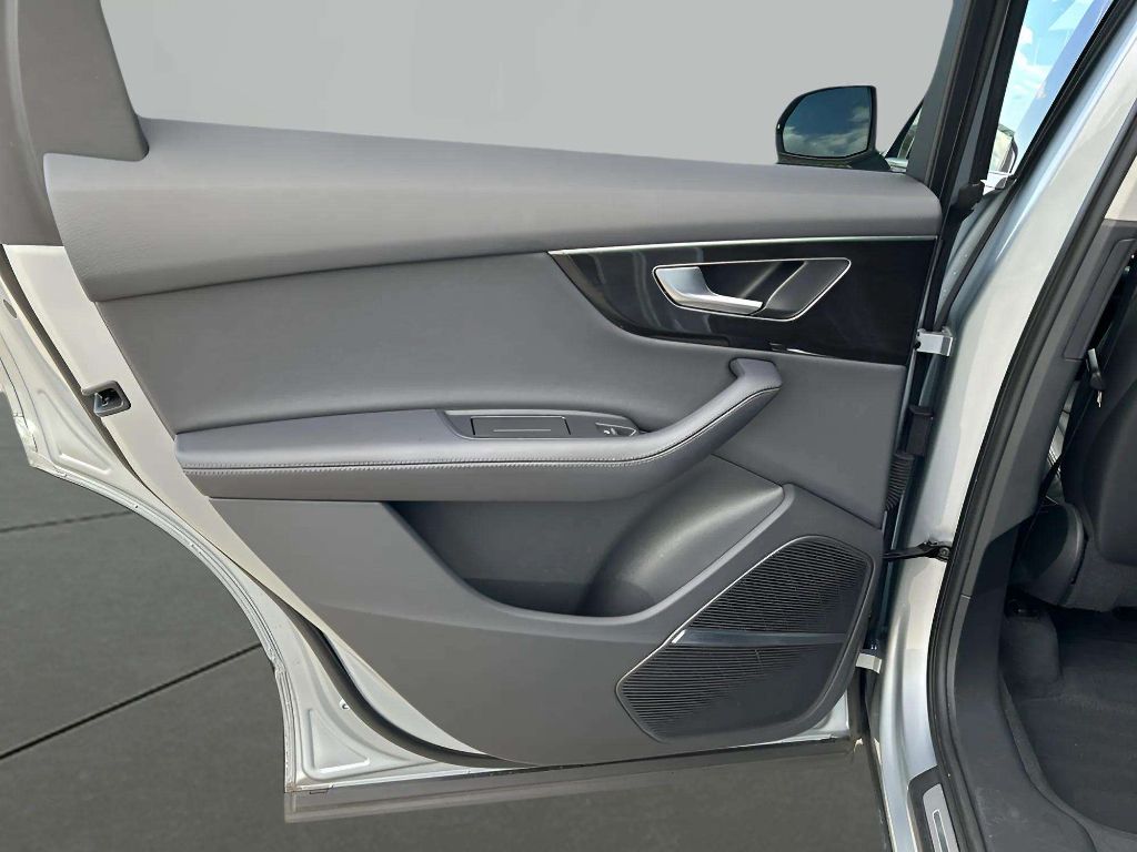 2024 Audi Q7 Premium Plus - Photo 21