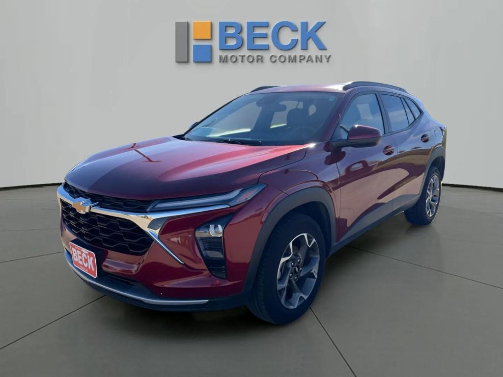 Used 2024 Chevrolet Trax LT SUV