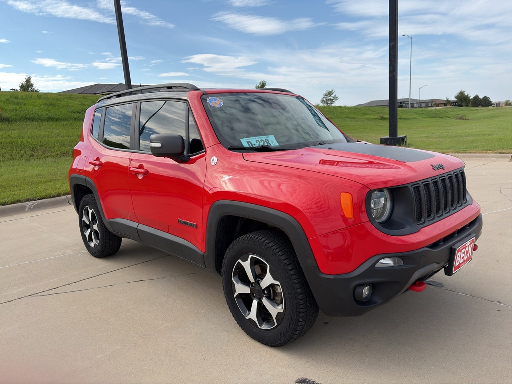 Used 2019 Jeep Renegade Trailhawk with VIN ZACNJBC19KPK03577 for sale in Pierre, SD