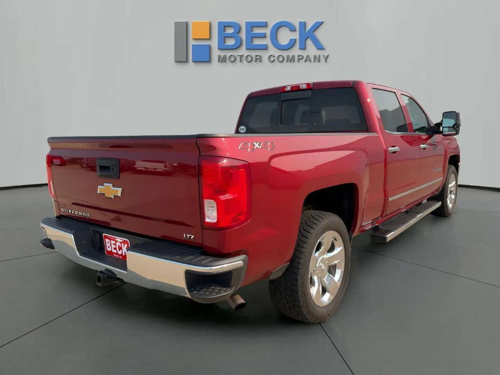2018 Chevrolet Silverado 1500 LTZ - Photo 8