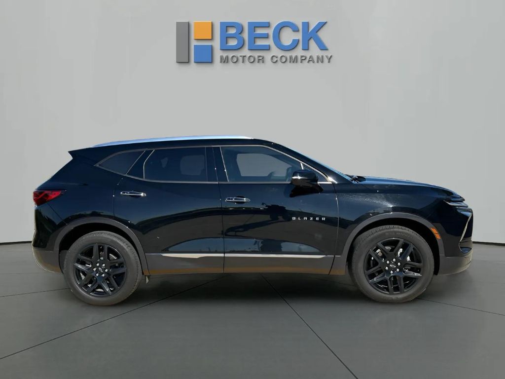 Certified 2024 Chevrolet Blazer Premier with VIN 3GNKBLR45RS178705 for sale in Pierre, SD