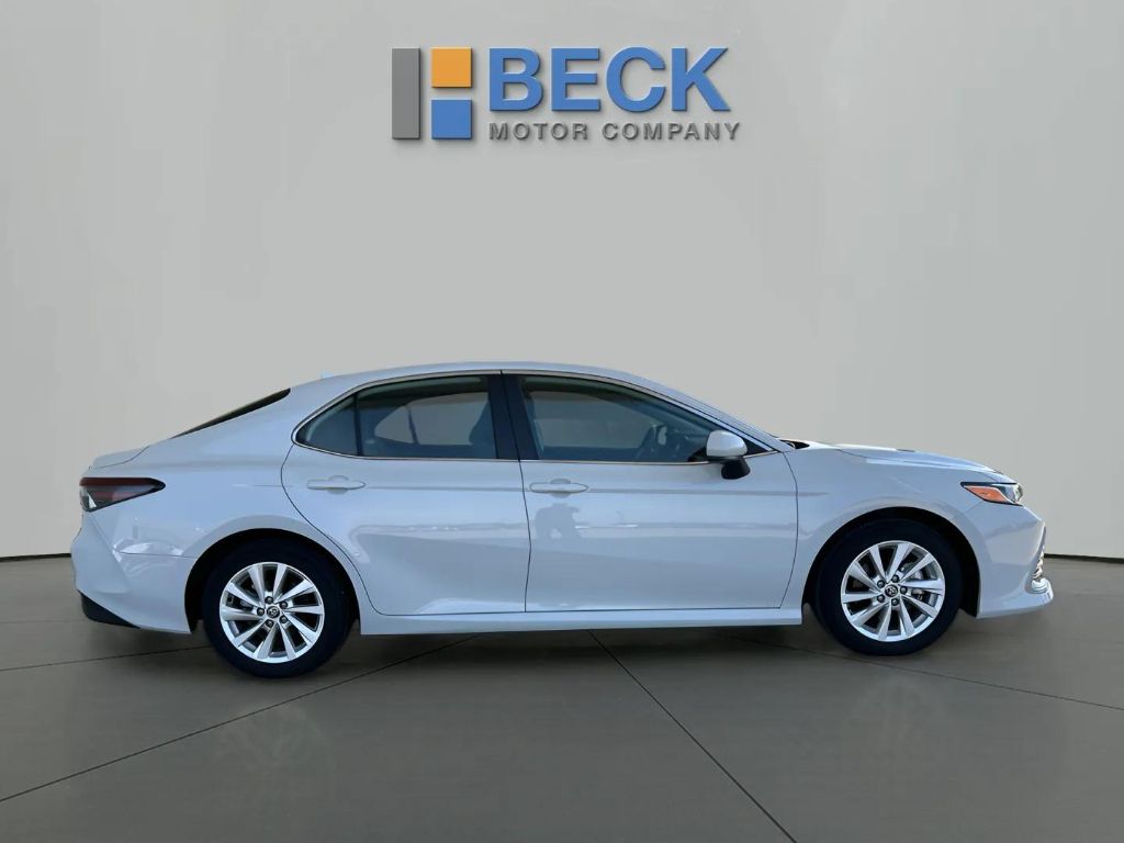 Used 2024 Toyota Camry LE with VIN 4T1C11AK2RU212898 for sale in Pierre, SD