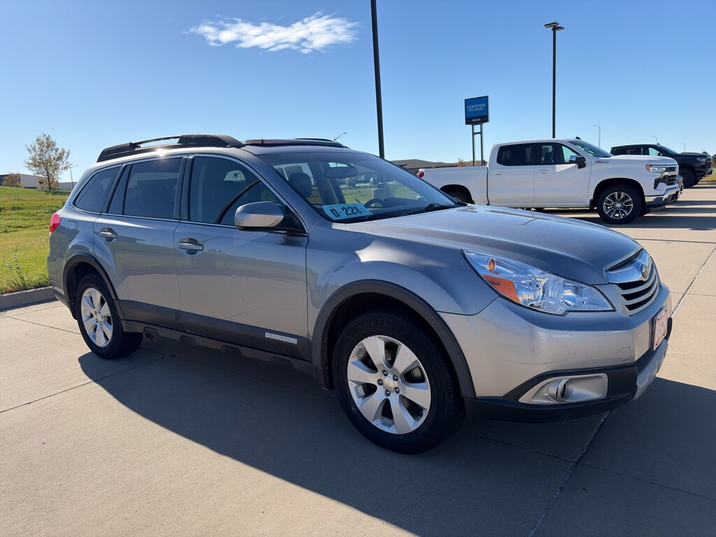 Used 2010 Subaru Outback Ltd Pwr Moon