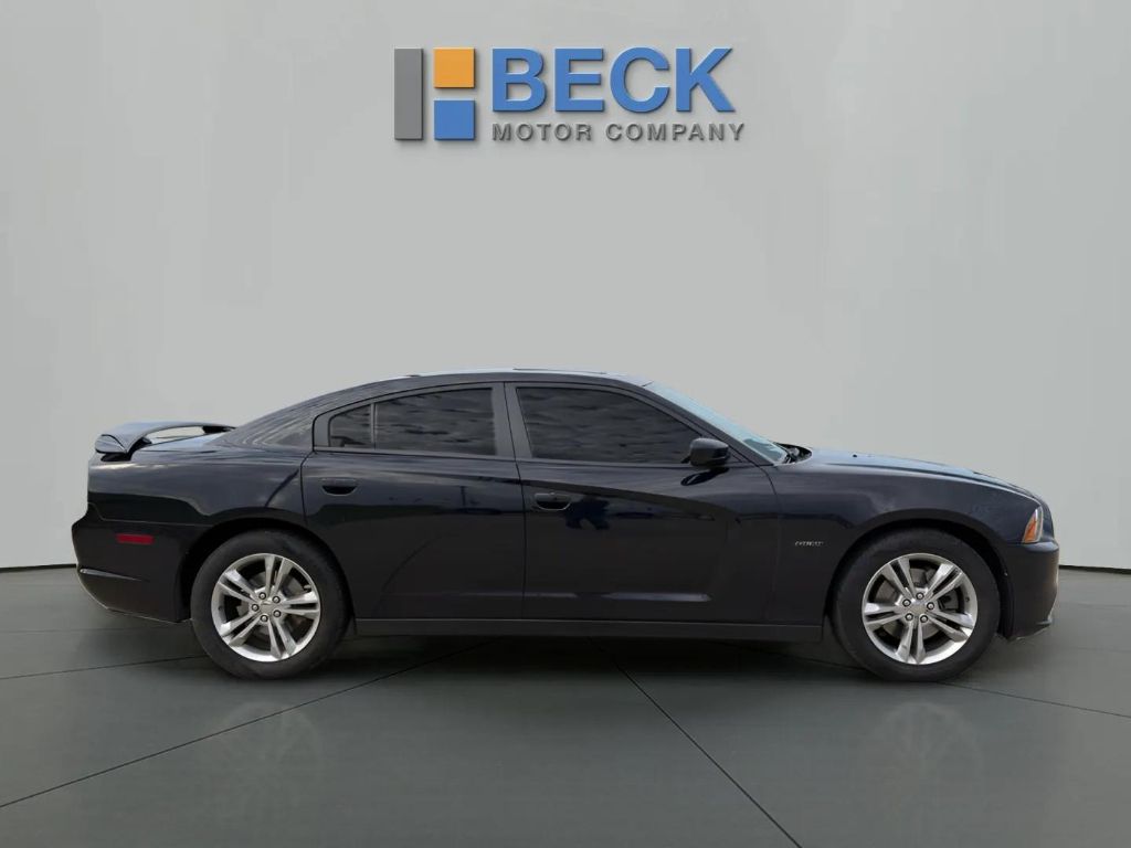 Used 2014 Dodge Charger R/T with VIN 2C3CDXDTXEH372404 for sale in Pierre, SD