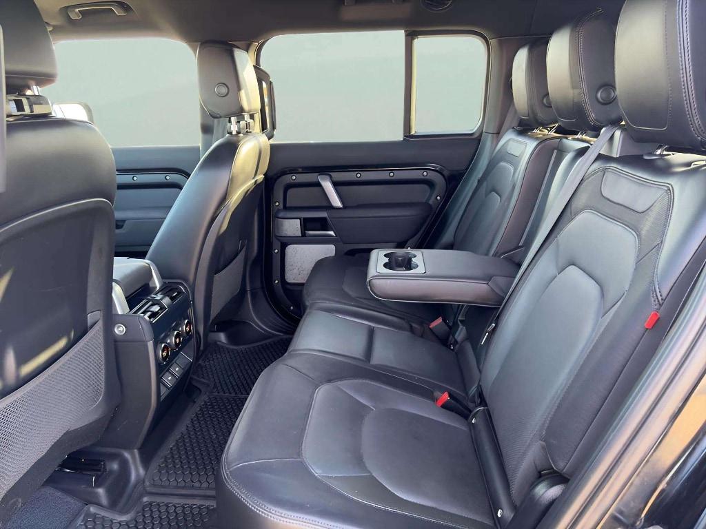 2023 Land Rover Defender X-Dynamic SE - Photo 20