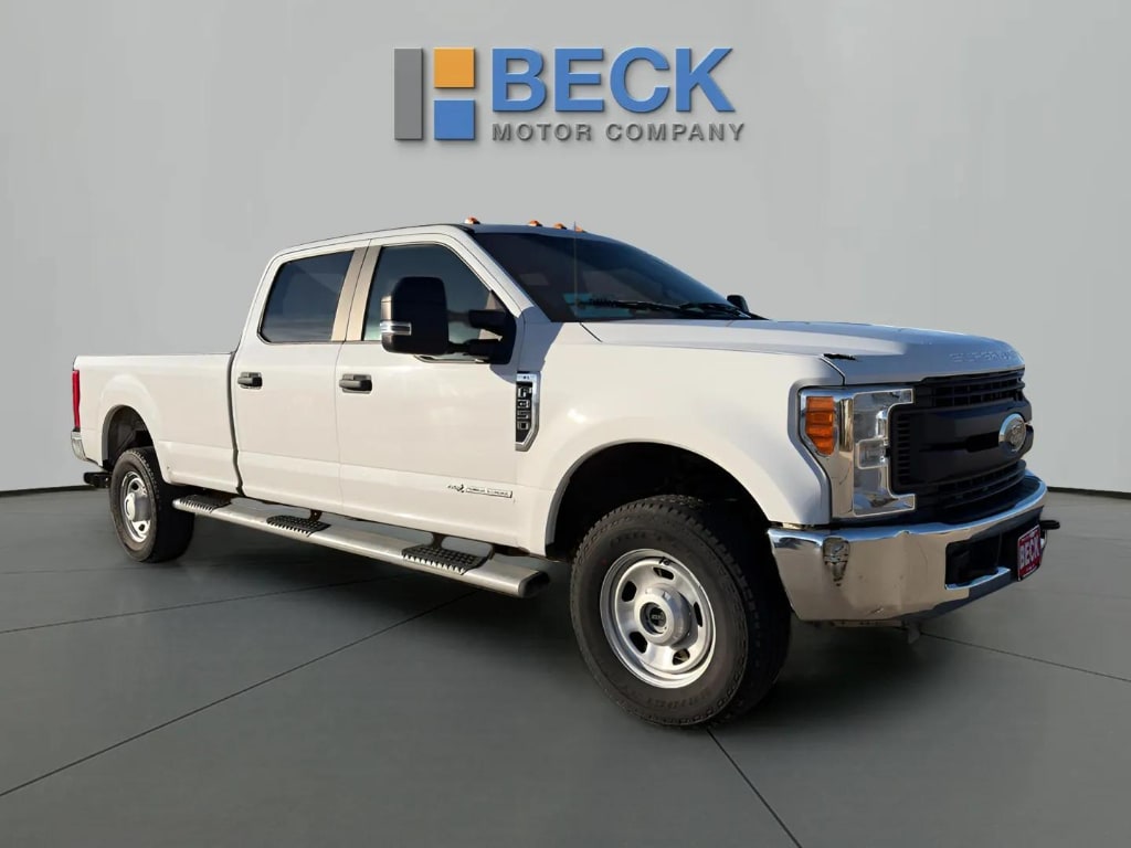 2018 Ford F-350 Super Duty XL's photo