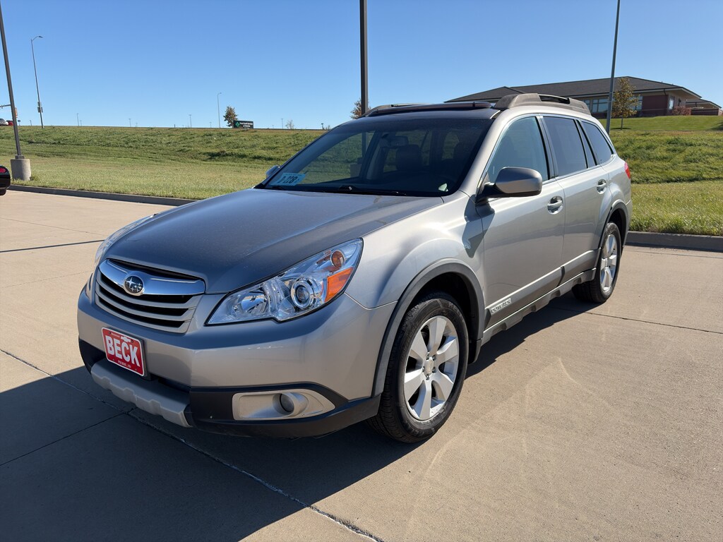 Used 2010 Subaru Outback Ltd Pwr Moon