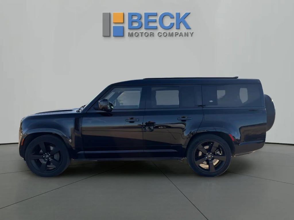2023 Land Rover Defender X-Dynamic SE - Photo 6