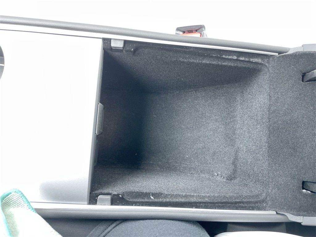 2023 Tesla Model Y Long Range - Photo 21