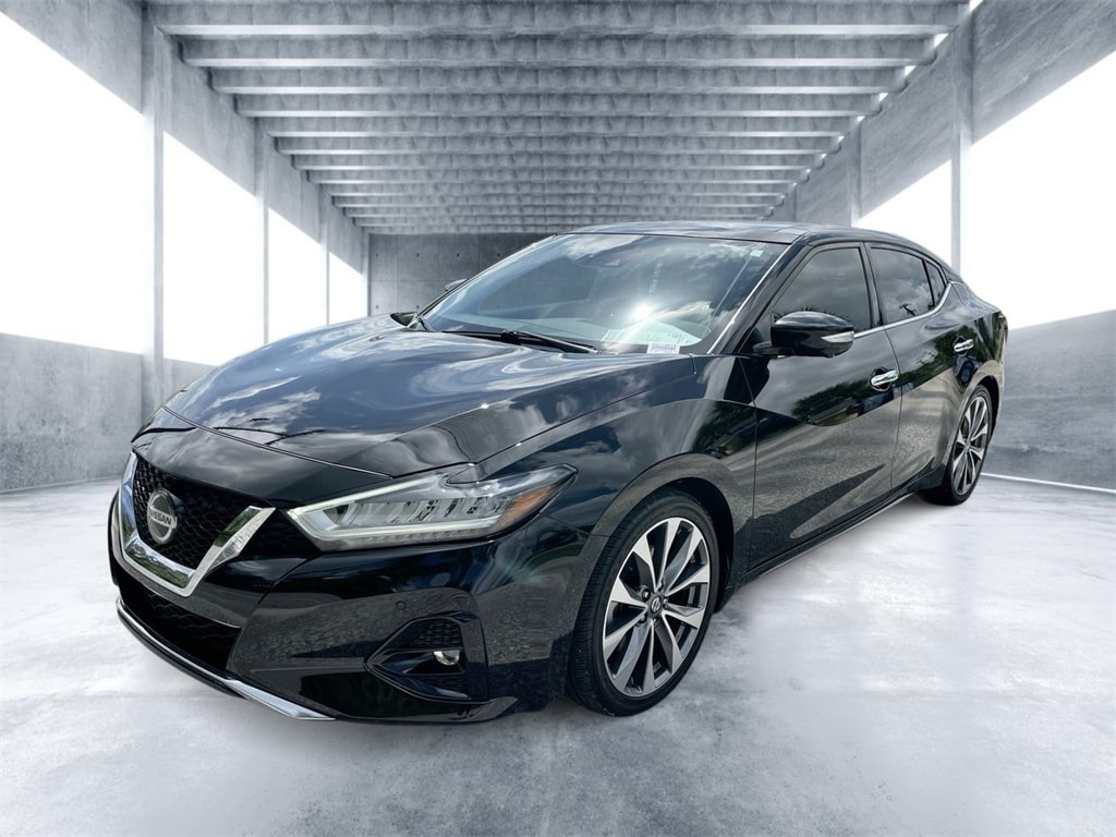 2020 Nissan Maxima Platinum's photo