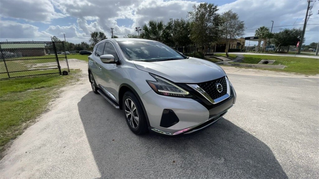 2020 Nissan Murano S photo 2