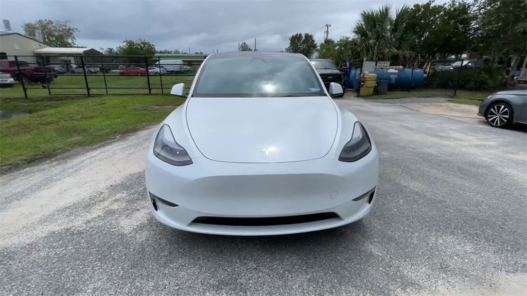 2023 Tesla Model Y Long Range - Photo 3