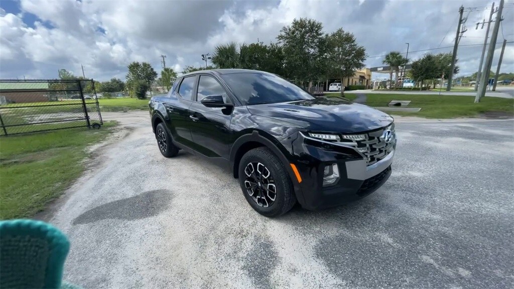 2022 Hyundai Santa Cruz SEL photo 2