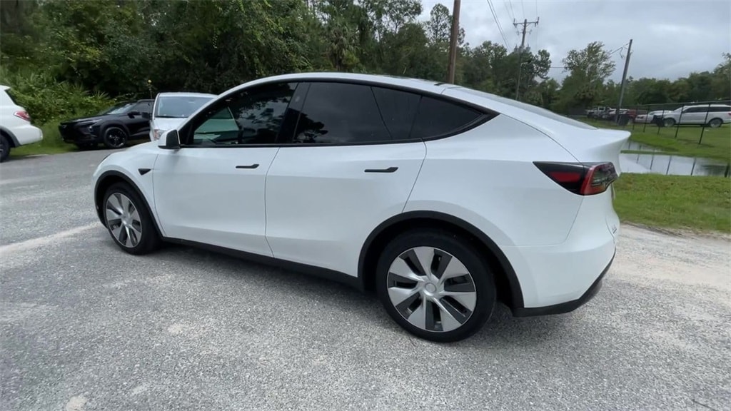 2023 Tesla Model Y Long Range - Photo 6