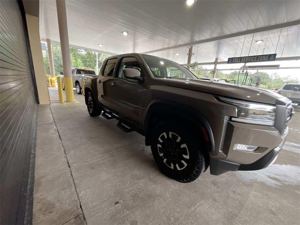 2022 Nissan Frontier PRO-X photo 2