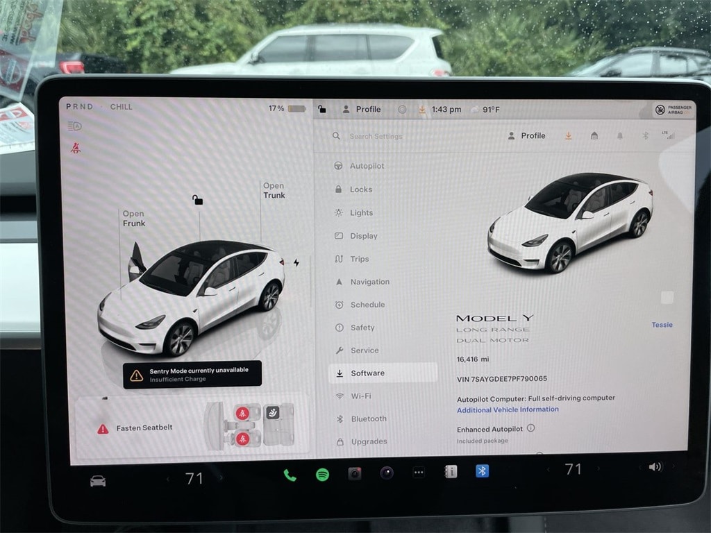 2023 Tesla Model Y Long Range - Photo 15