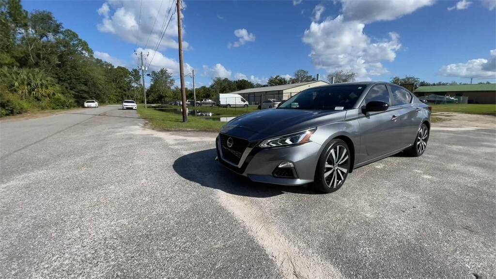 2021 Nissan Altima 2.5 SR photo 4