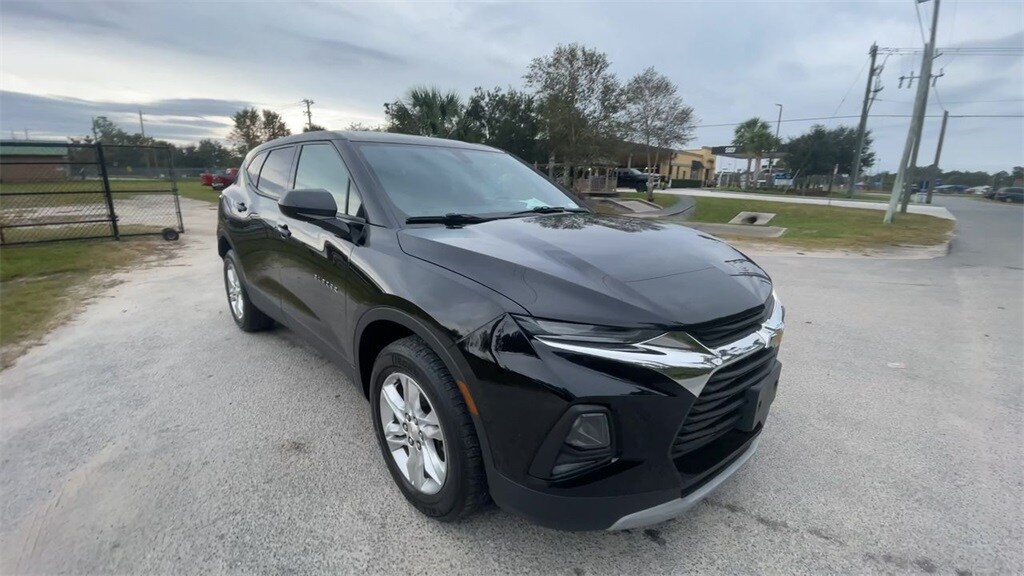 2020 Chevrolet Blazer 2LT photo 2