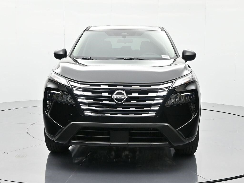 2026 Nissan Rogue S photo 2