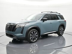2026 Nissan Pathfinder Platinum SUV