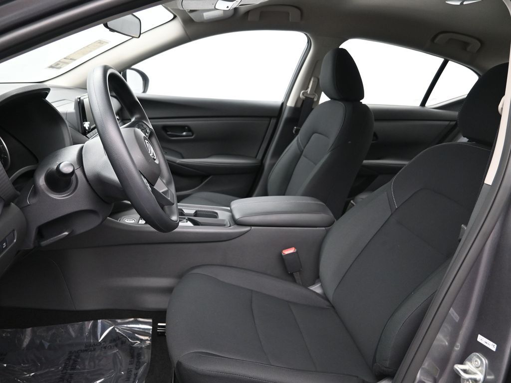 2025 Nissan Sentra S - Photo 11