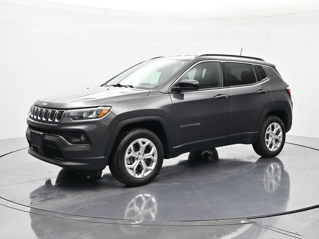 Used 2024 Jeep Compass Latitude SUV
