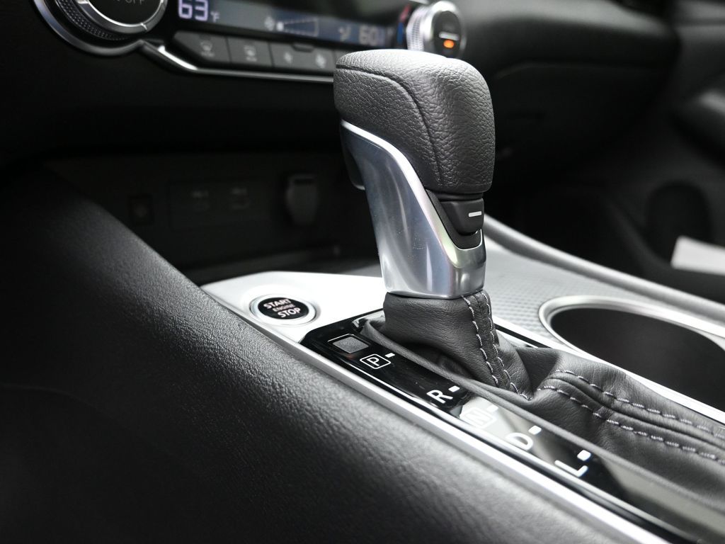 2025 Nissan Altima SV - Photo 19