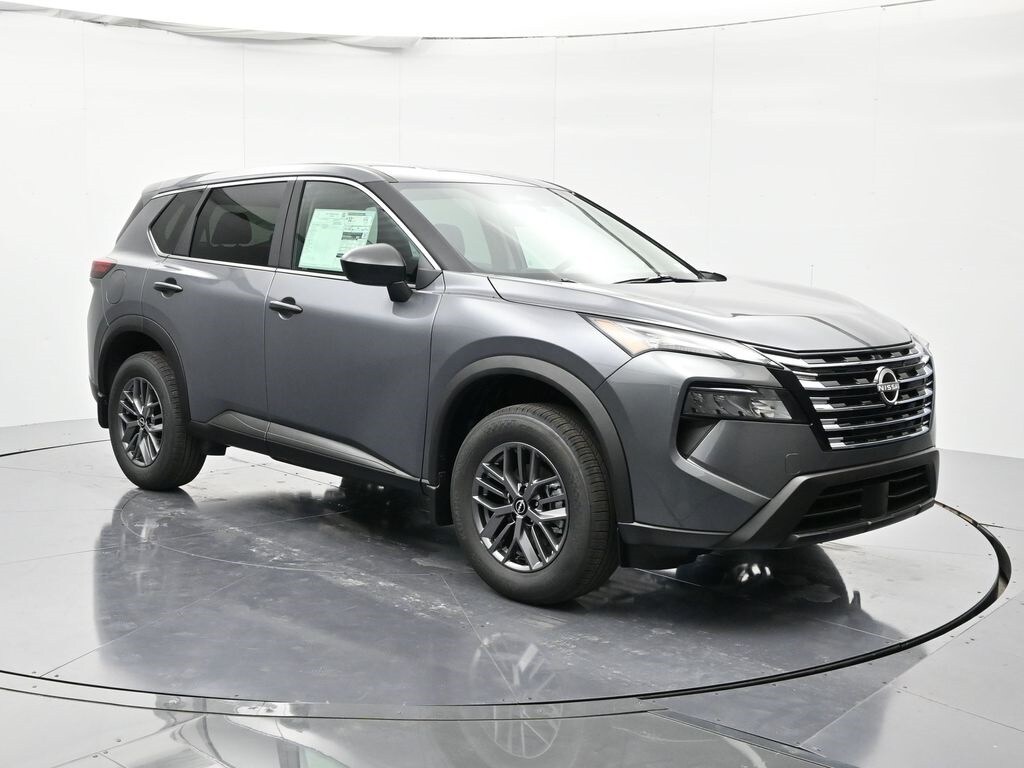 2026 Nissan Rogue S photo 3