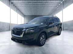 2025 Nissan Pathfinder SL SUV