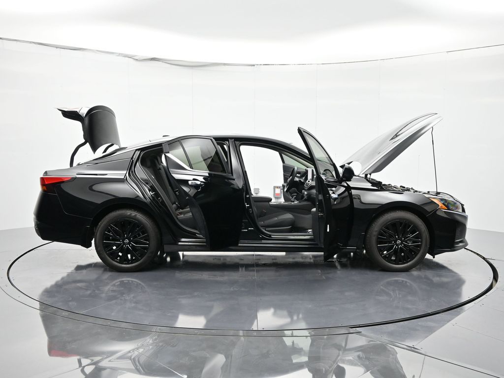 2025 Nissan Altima SV - Photo 48