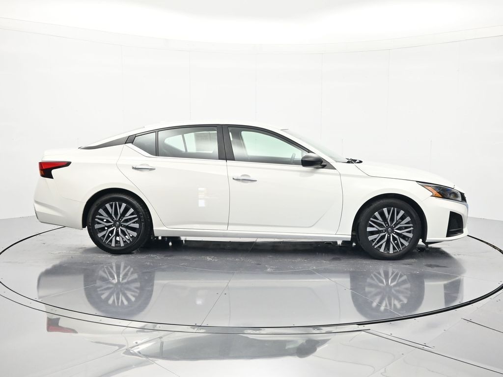Certified 2025 Nissan Altima SV Sedan
