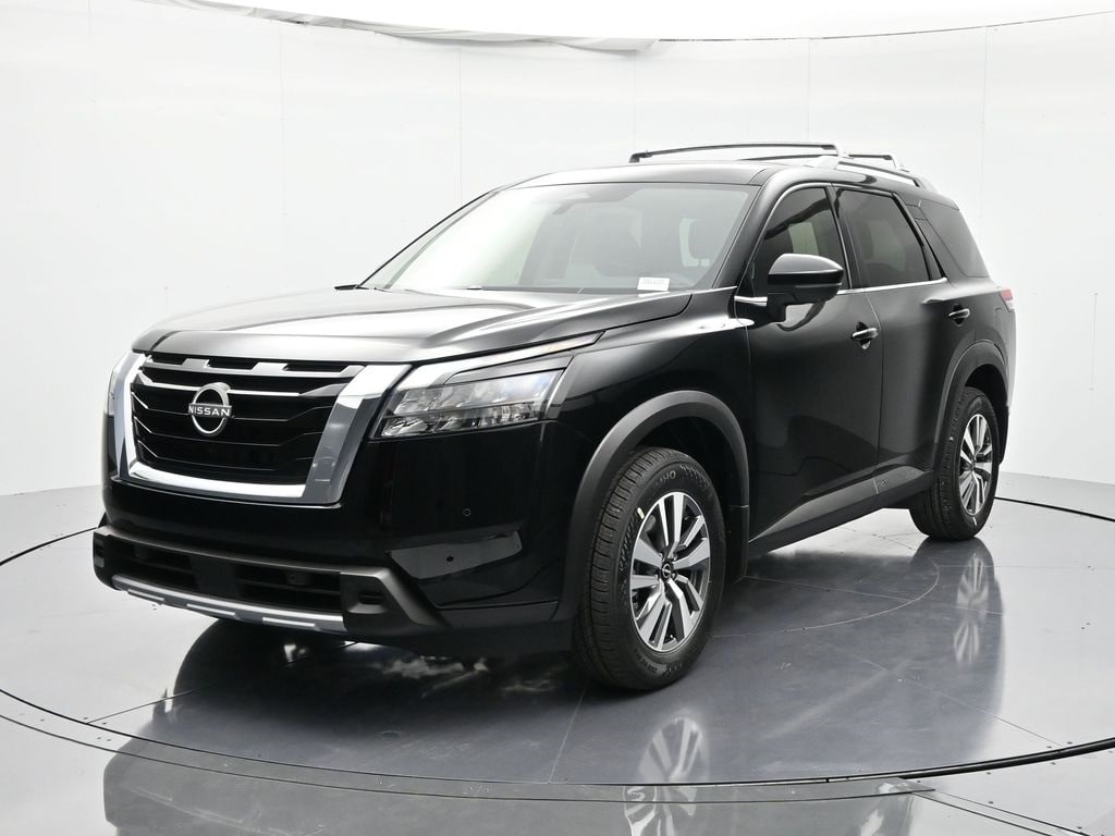 New 2025 Nissan Pathfinder SL SUV