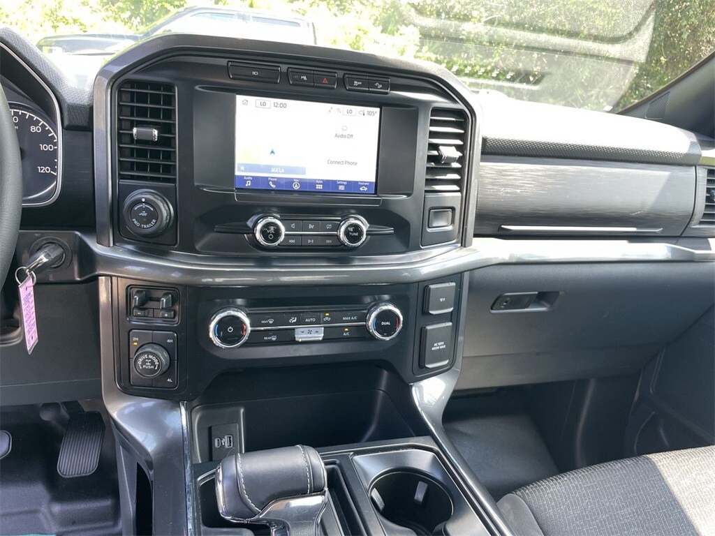 2023 Ford F-150 XLT photo 3