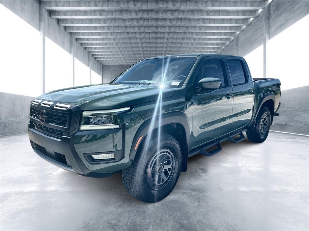 2025 Nissan Frontier Truck Crew Cab 
