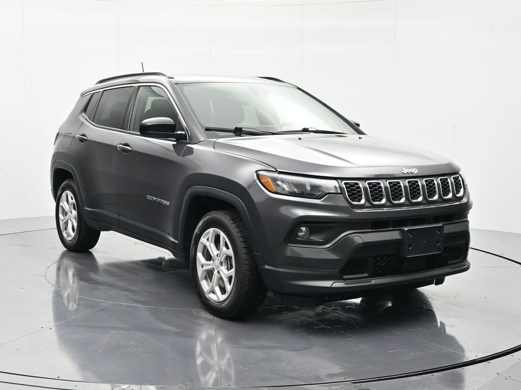 Used 2024 Jeep Compass Latitude SUV
