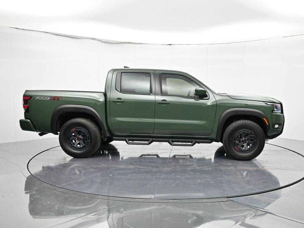 2026 Nissan Frontier PRO-4X photo 4