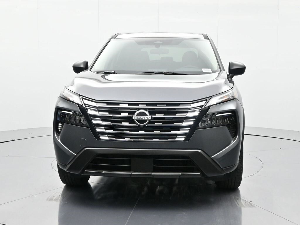 2026 Nissan Rogue S photo 2