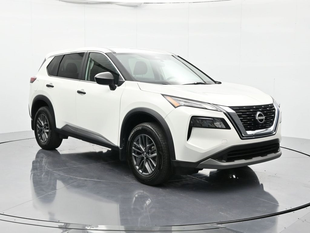 Used 2023 Nissan Rogue S SUV