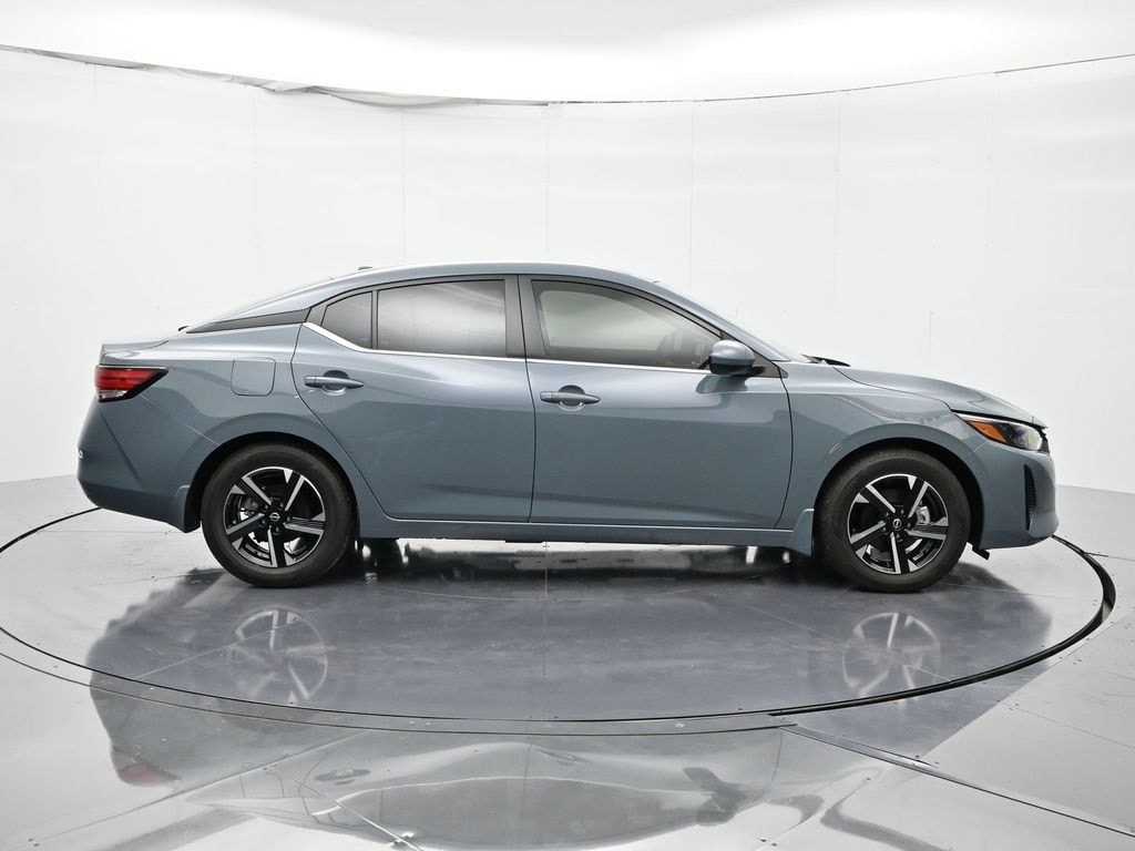 New 2025 Nissan Sentra SV Sedan