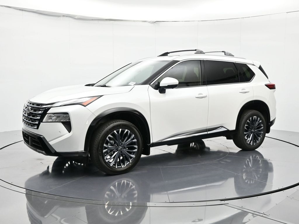 2026 Nissan Rogue Platinum's photo