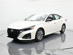 2025 Nissan Altima SV Sedan