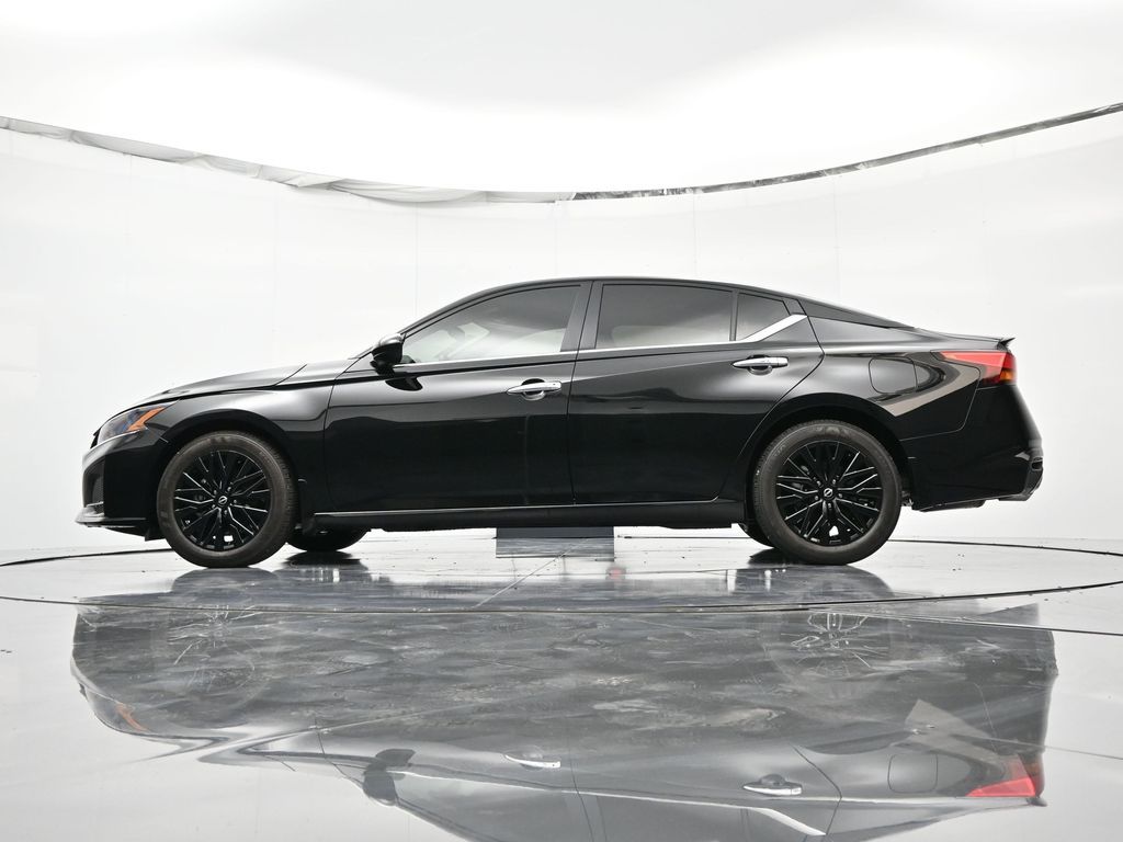 2025 Nissan Altima SV - Photo 44