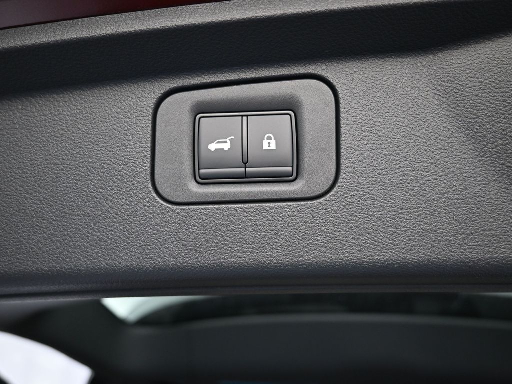 2025 Nissan Armada Platinum - Photo 26