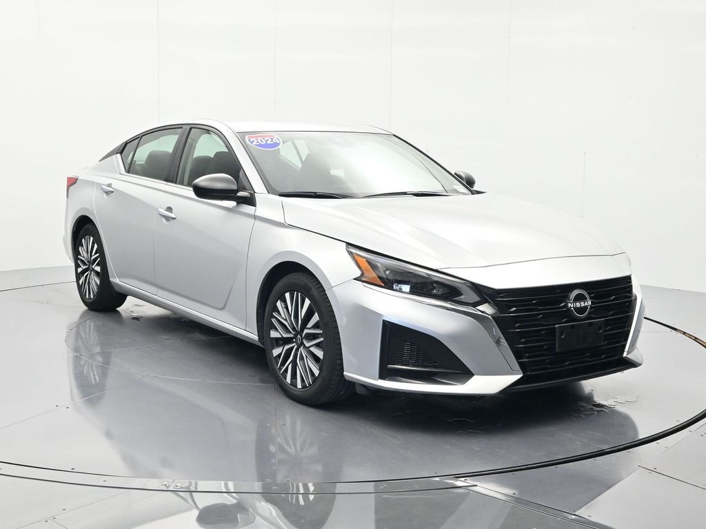 Certified 2024 Nissan Altima 2.5 SV Sedan