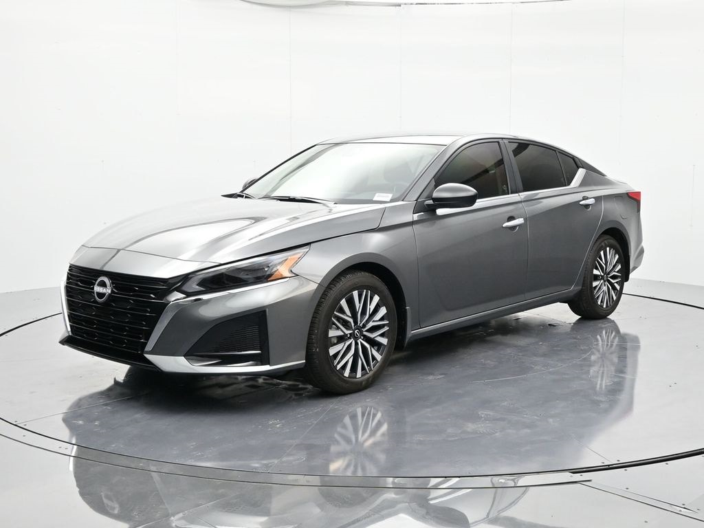 2025 Nissan Altima Sedan 