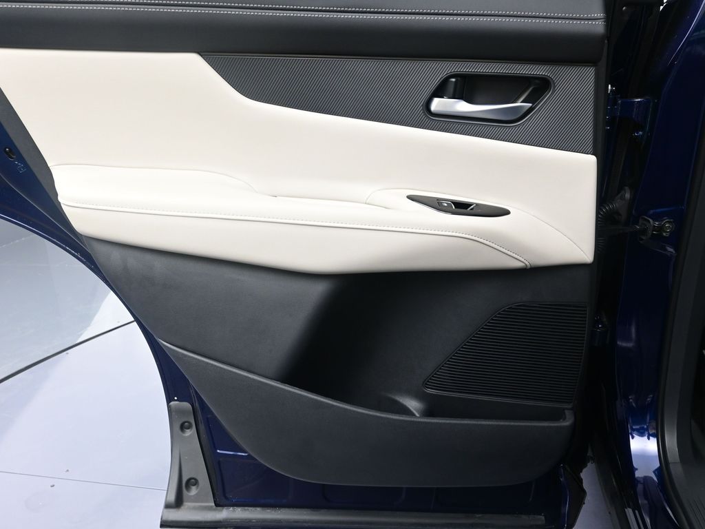 2025 Nissan Murano SL - Photo 22