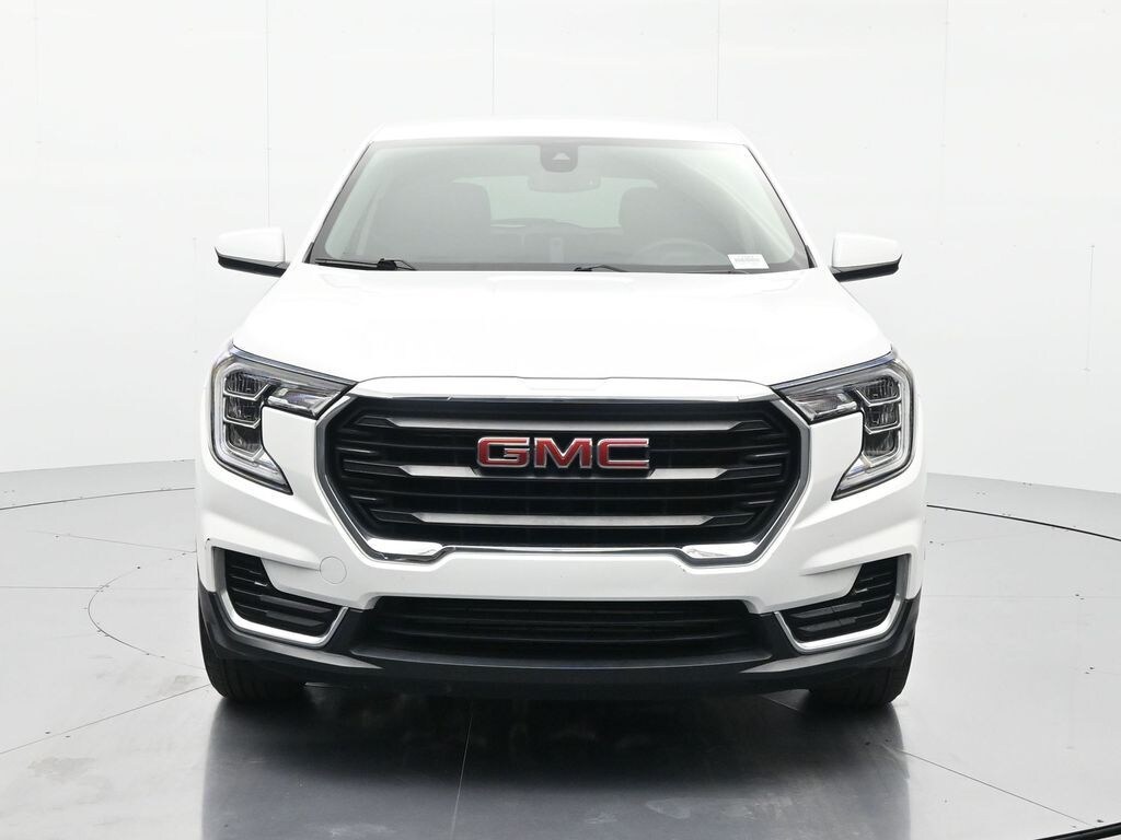 Used 2024 GMC Terrain SLE SUV