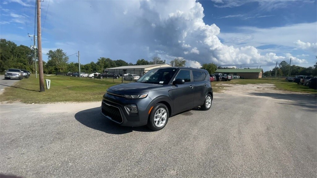 2021 Kia Soul S photo 2