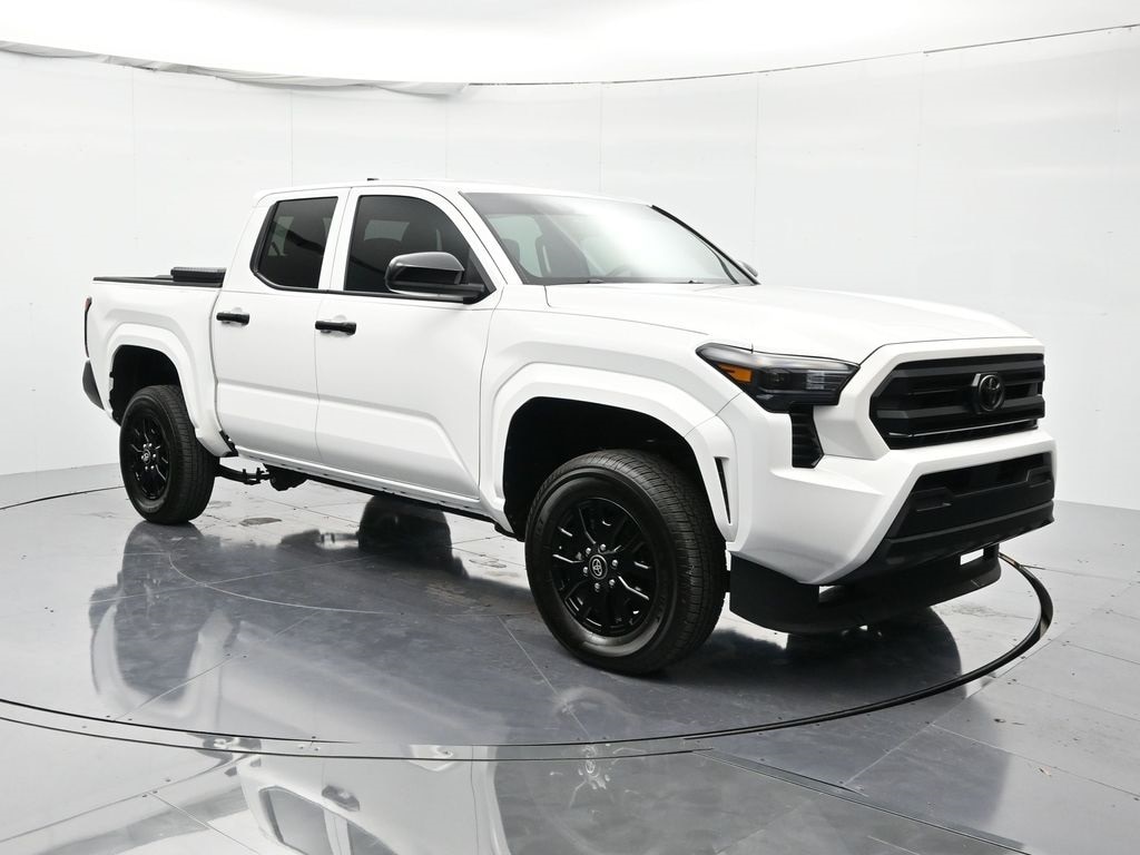 Used 2025 Toyota Tacoma SR Truck Double Cab